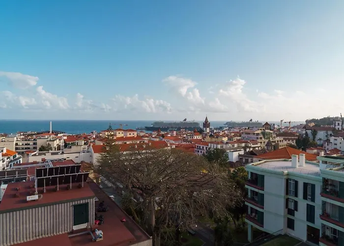 Apartament Guestready - Wake Up To The Heartbeat Of Madeira *